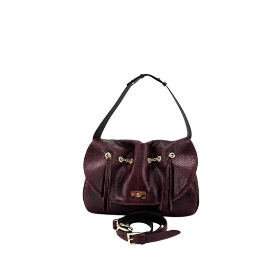 Borsa Amatì Onice in vero pitone bordeaux con nappe frontali, dettagli dorati e tracolla regolabile rimovibile.