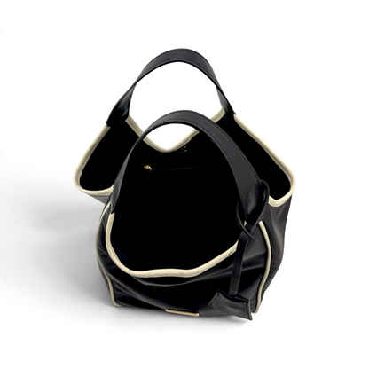 Borsa a spalla Amatì Nuvola in pelle nera con profili a contrasto color crema e interno foderato
