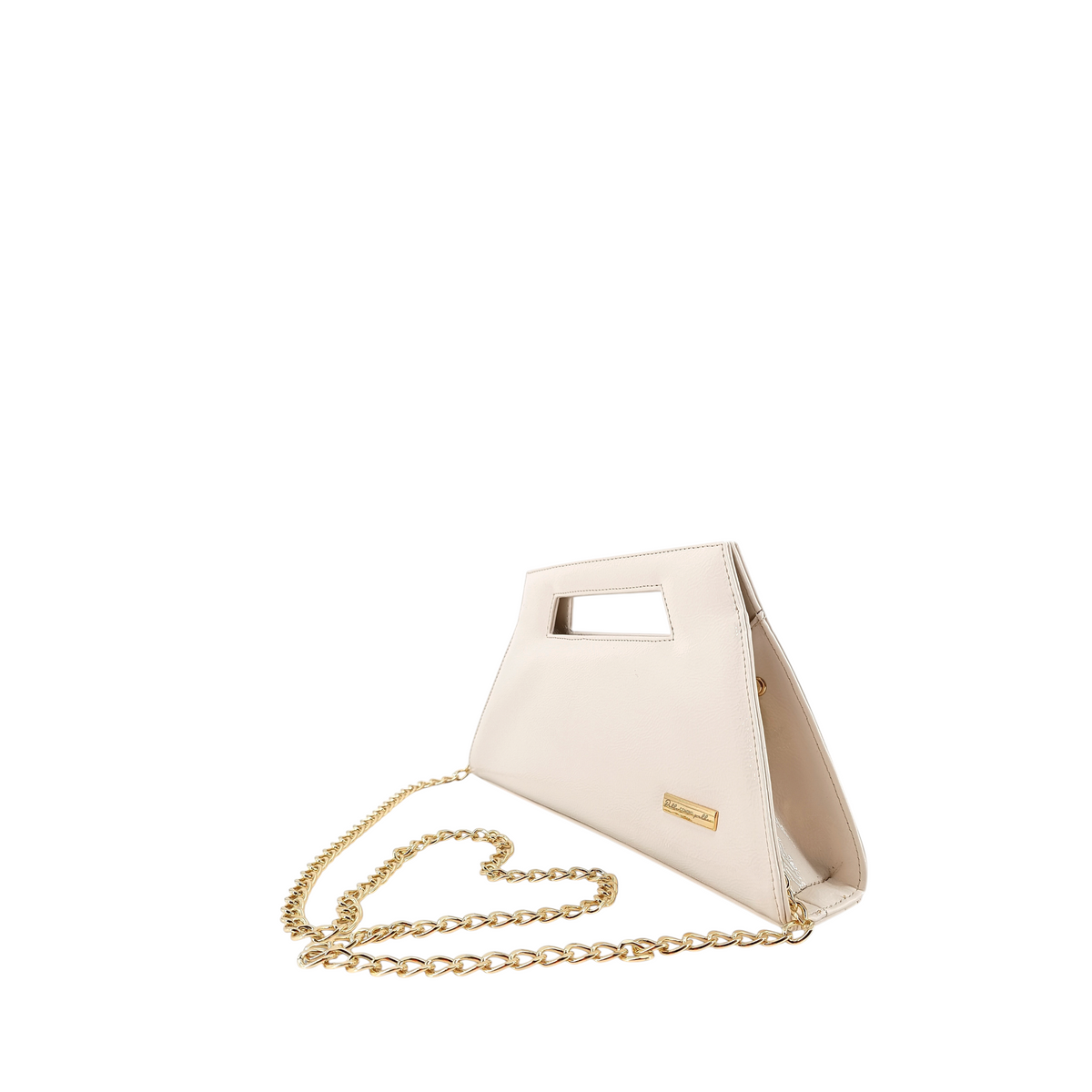 Borsa Amatì Star color crema con silhouette trapezoidale, manico intagliato, catena dorata removibile e logo inciso
