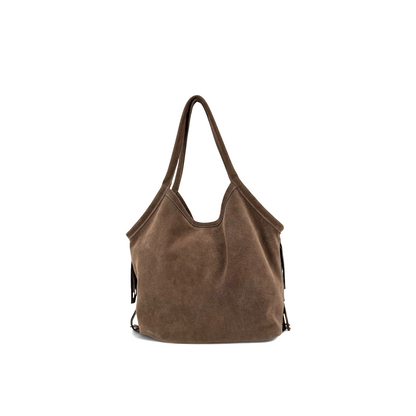 Borsa a spalla Amatì Samba in morbido camoscio marrone con frange laterali e manici integrati, stile chic e originale.